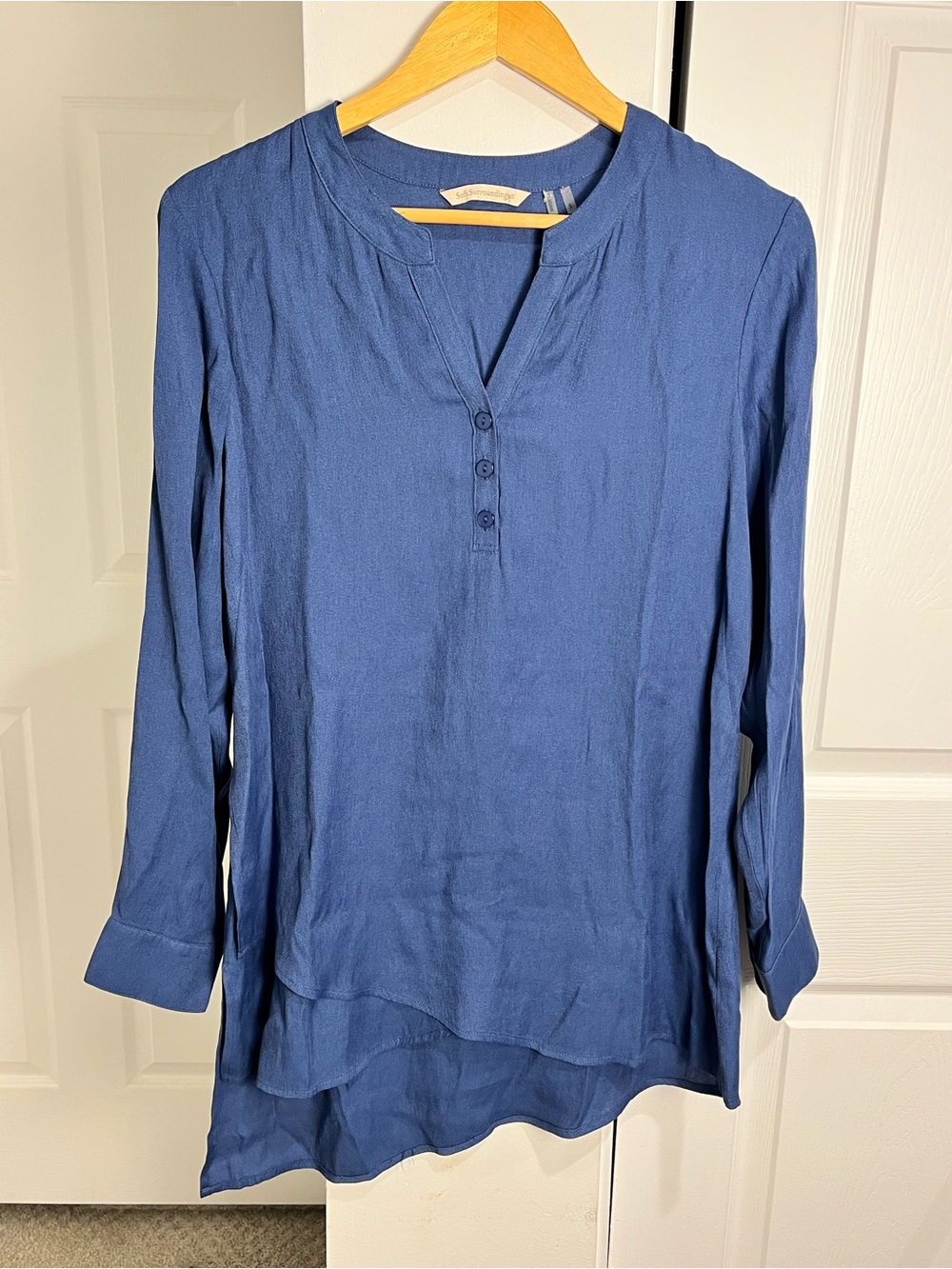Soft Surroundings Women’s Popover Top Blouse Size S Blue Assymetrical Hem